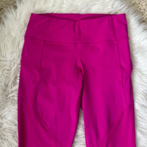 {Athleta} Mesh Contender Capri Leggings In Powerlift Pink - Womens Small Petite - Picture 3 of 10